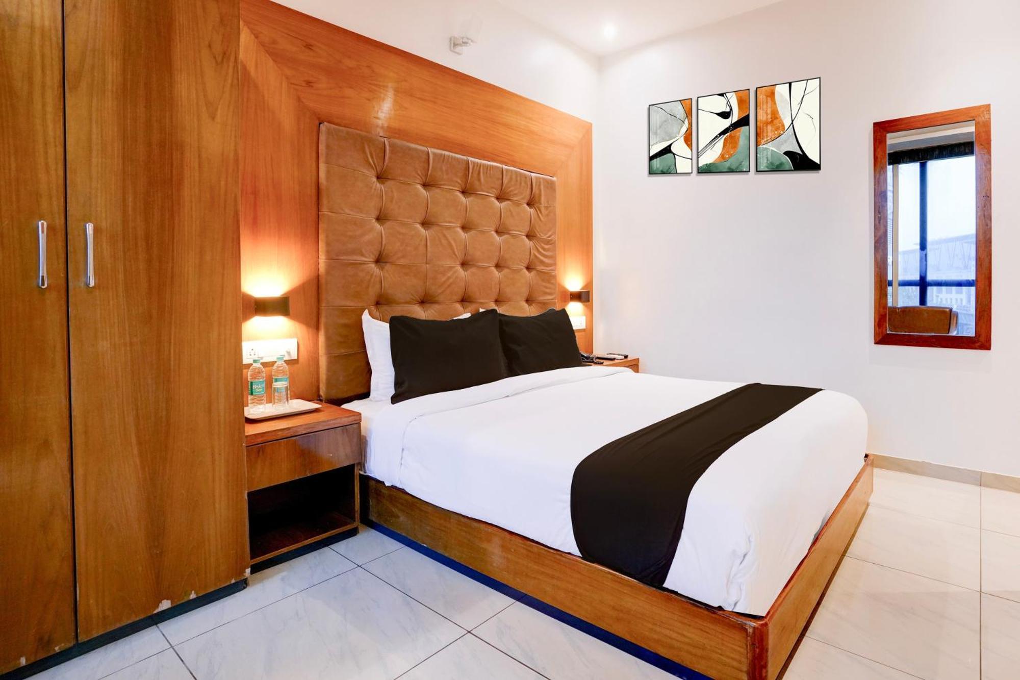 Hotel Le Western Andheri East Bombay Extérieur photo