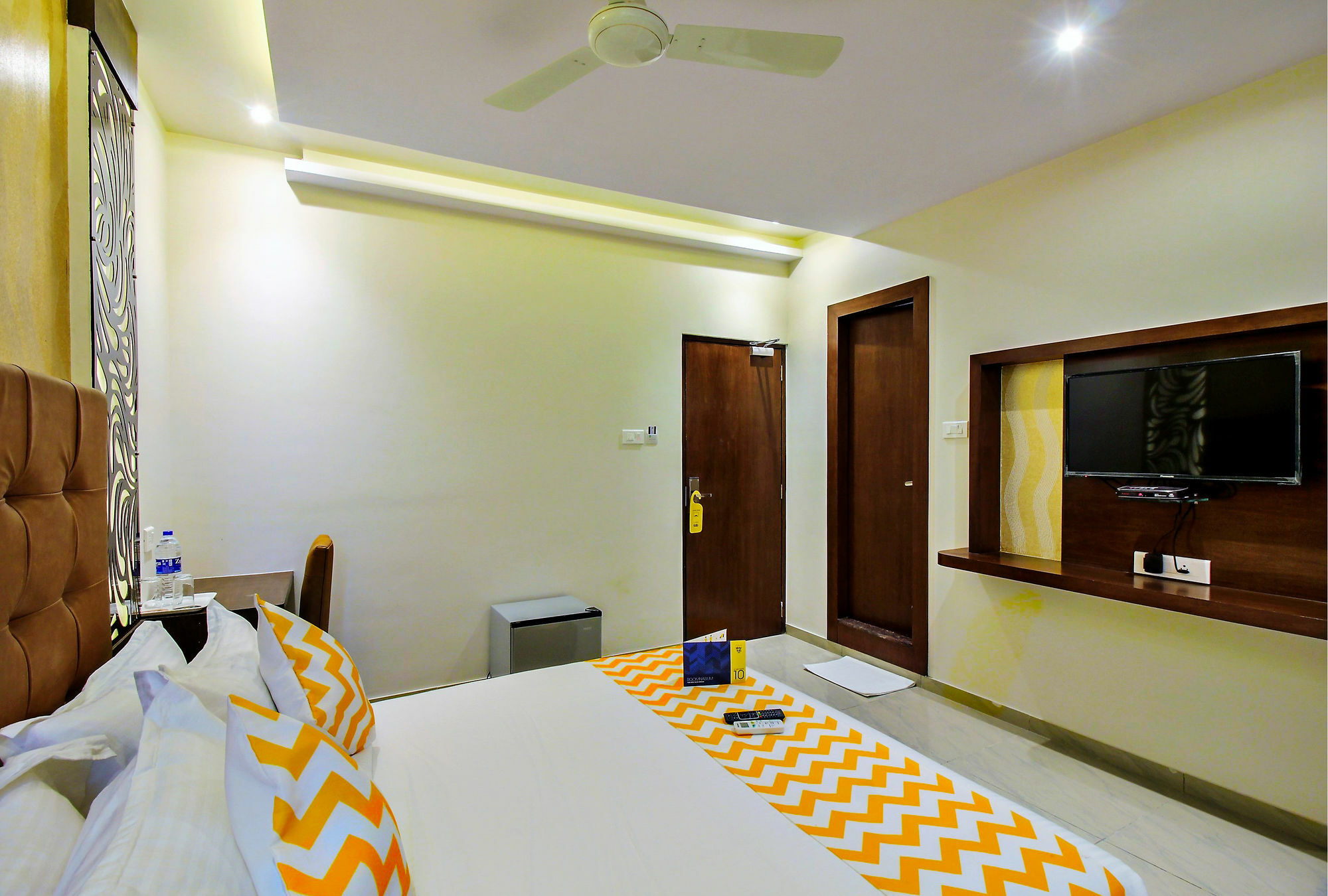 Hotel Le Western Andheri East Bombay Extérieur photo