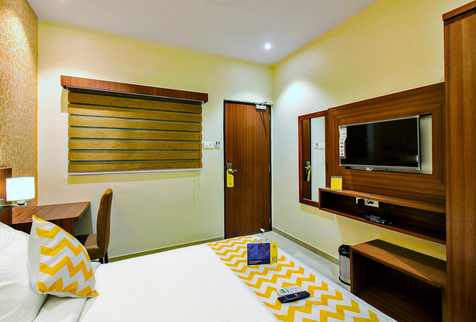 Hotel Le Western Andheri East Bombay Extérieur photo