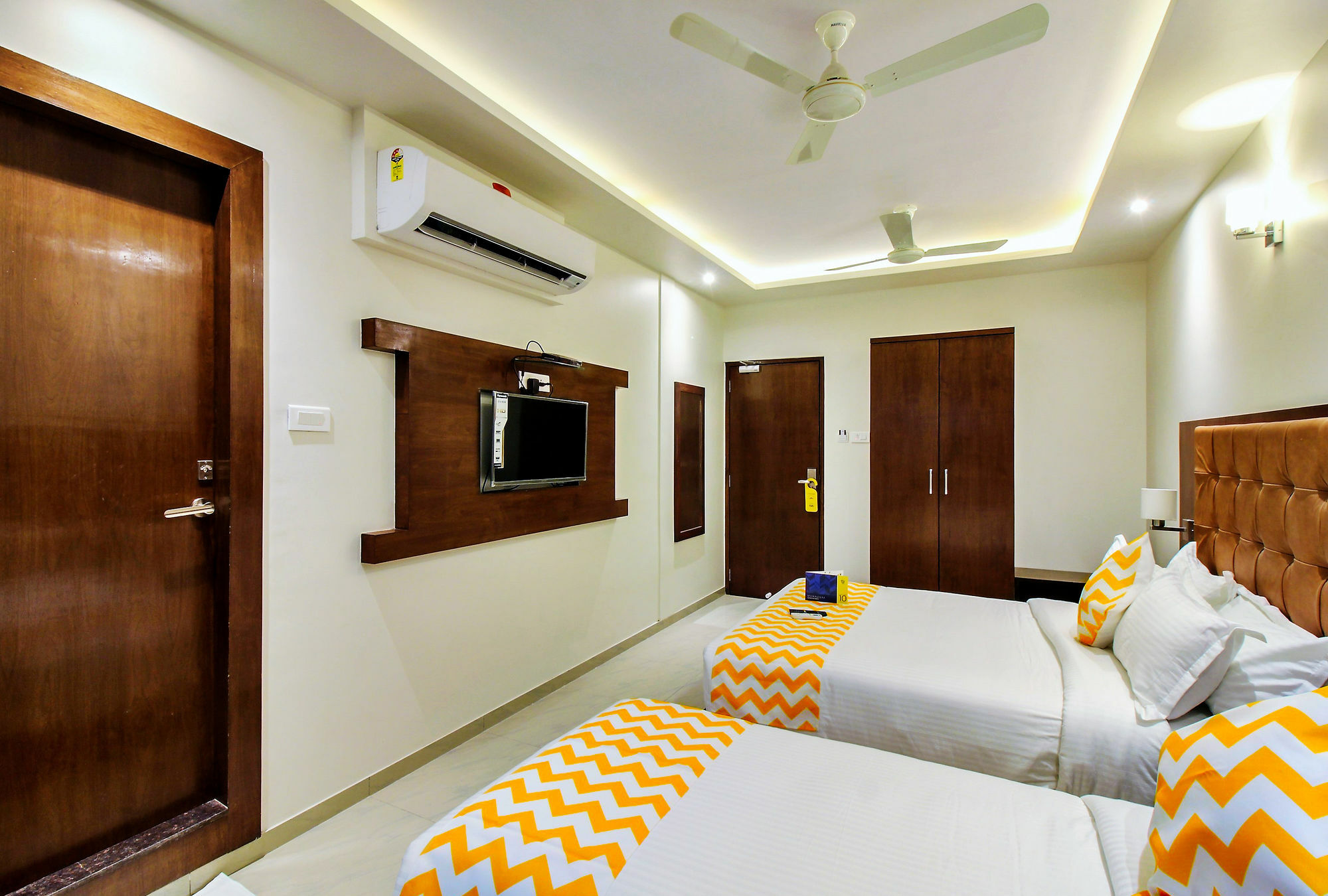 Hotel Le Western Andheri East Bombay Extérieur photo