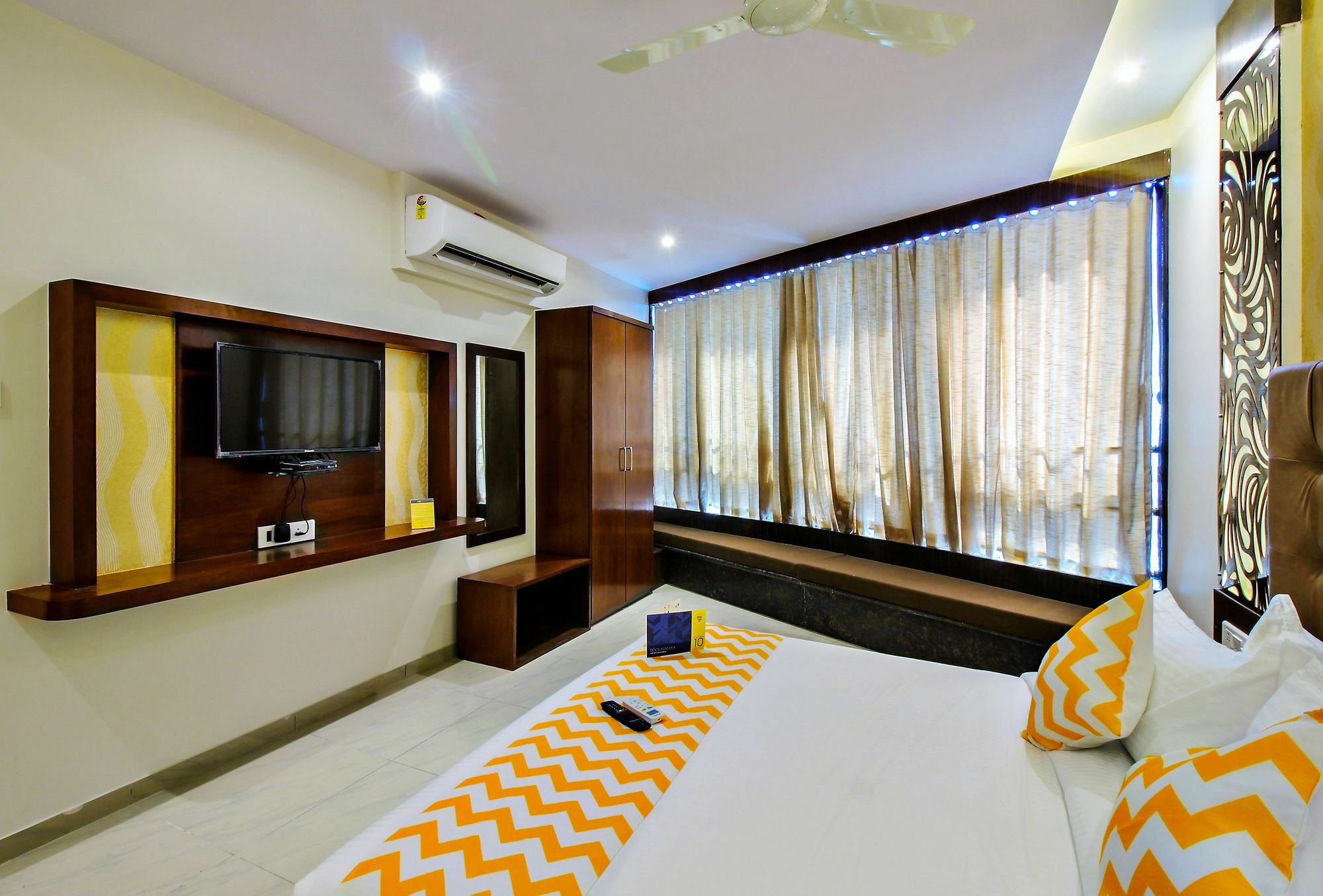 Hotel Le Western Andheri East Bombay Extérieur photo